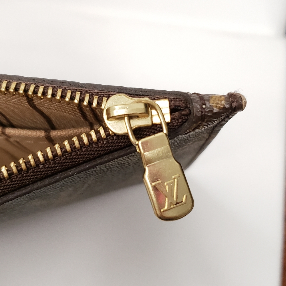 Authentic Louis Vuitton Neverfull Pochette Monogram Wristlet Clutch - Picture 10 of 14